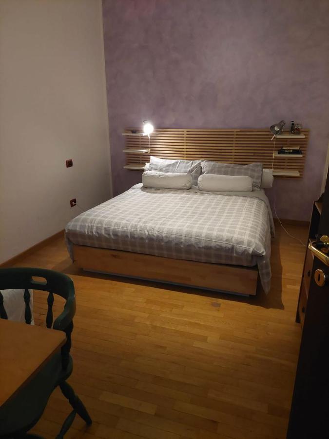Room In A Quiet Part Of Bergamo Bagian luar foto
